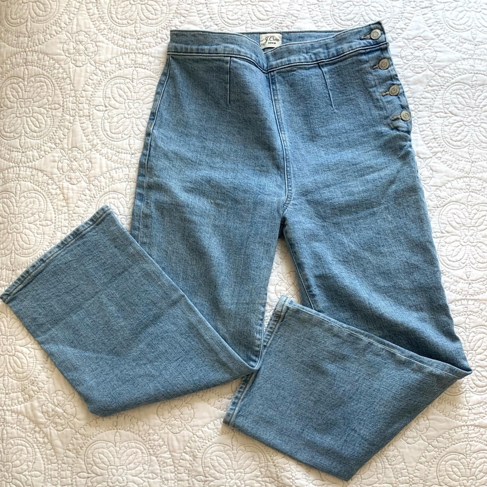 J Crew ankle length, straight leg jeans. Size 28